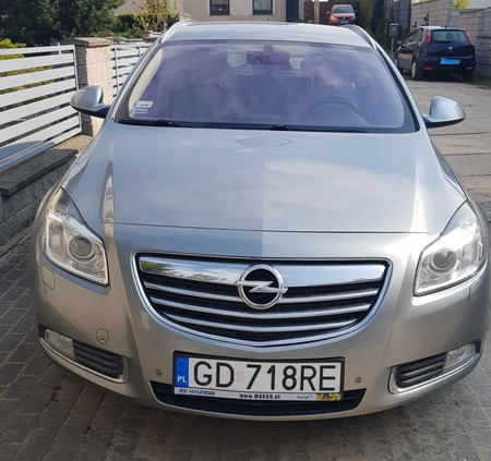 Opel Insignia cena 28400 przebieg: 275000, rok produkcji 2013 z Gdańsk małe 121